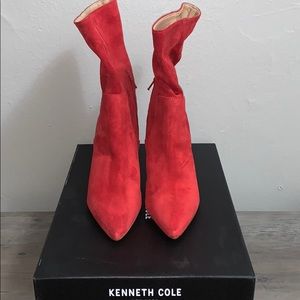 NEVER WORN Kenneth Cole Red Booties